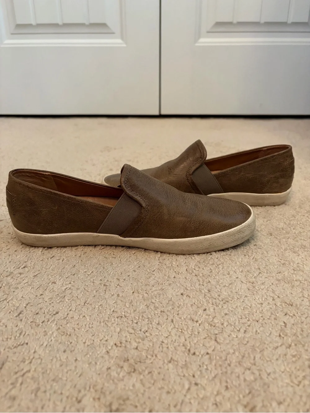 Frye Company Slip On Dylan Shoes Women Size 8M Leather Sneakers 3479264 Ash